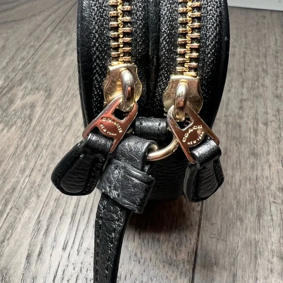 Coach Pebbled Black Leather Crossbody Bag - Picture 5 of 10